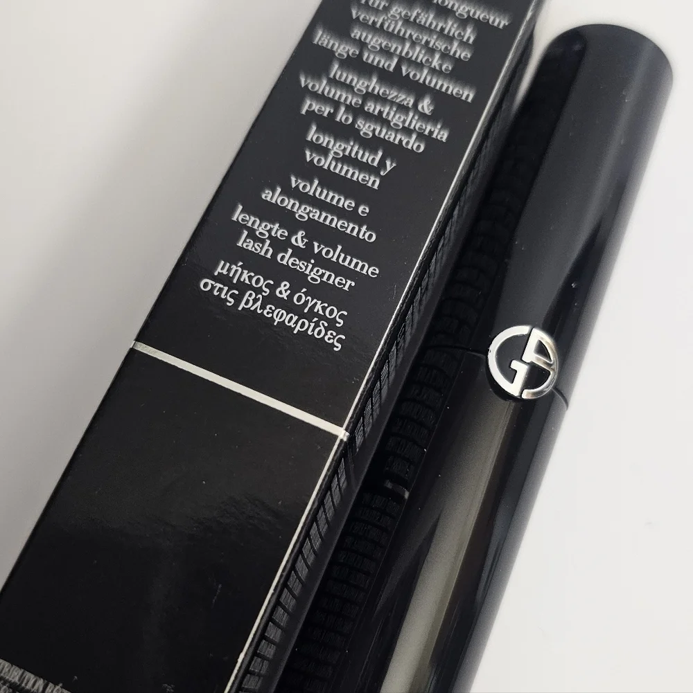 Giorgio Armani Beauty Eyes to Kill Classic Defining Lengthening Black Mascara